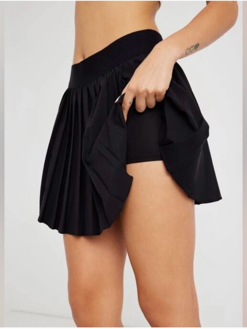 Garage Tessa Tennis Skort Pleated Black